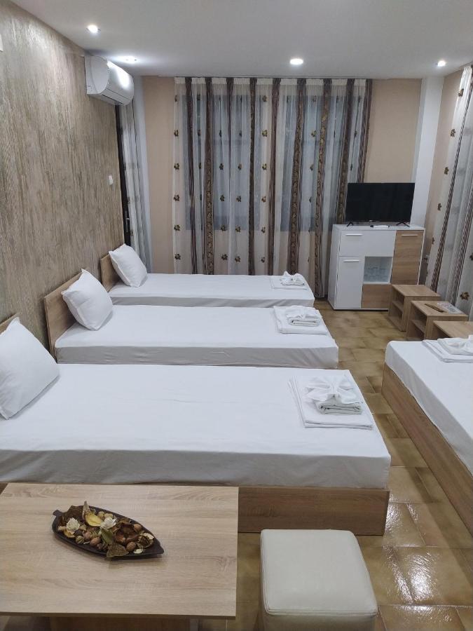 Каламанди 阿塞诺夫格勒 外观 照片
